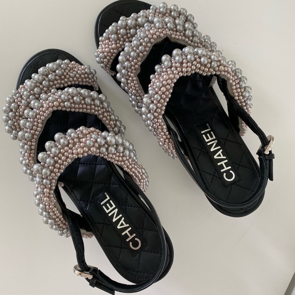 Chanel shoes - Picture 2 of 12